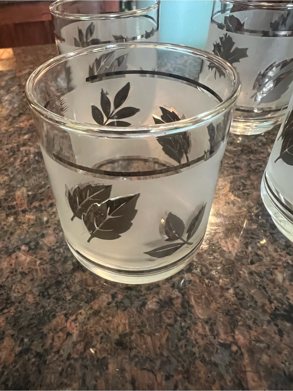 Vintage Libbey silver accent leaf pattern cordial glasses, set of 4
